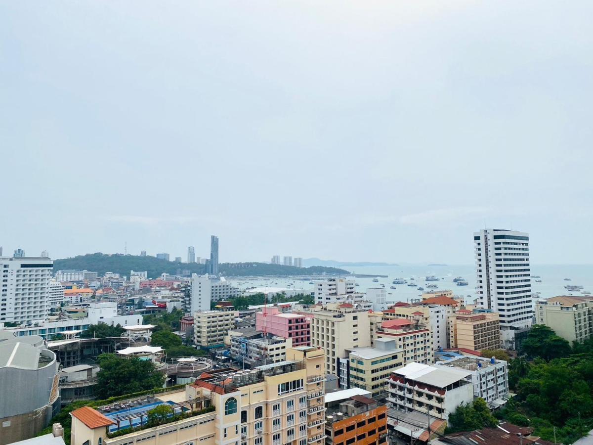 Edge Central Pattaya Vip Condo Exteriör bild