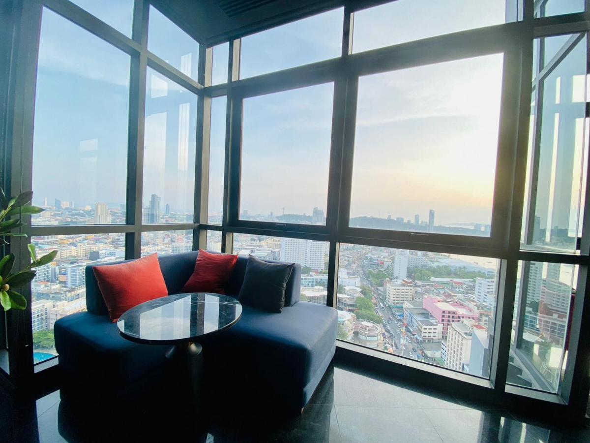 Edge Central Pattaya Vip Condo Exteriör bild